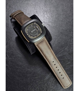 سون فرایدی | Sevenfriday